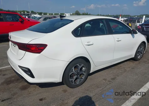 2020 Kia Forte Lxs z USA, uszkodzony, nr VIN 3KPF24AD4LE219746